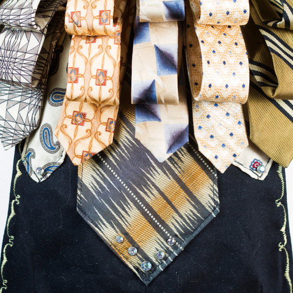 XANADU DESIGNS Upcycled mens tie Majestic Vest - Picture 2 of 8